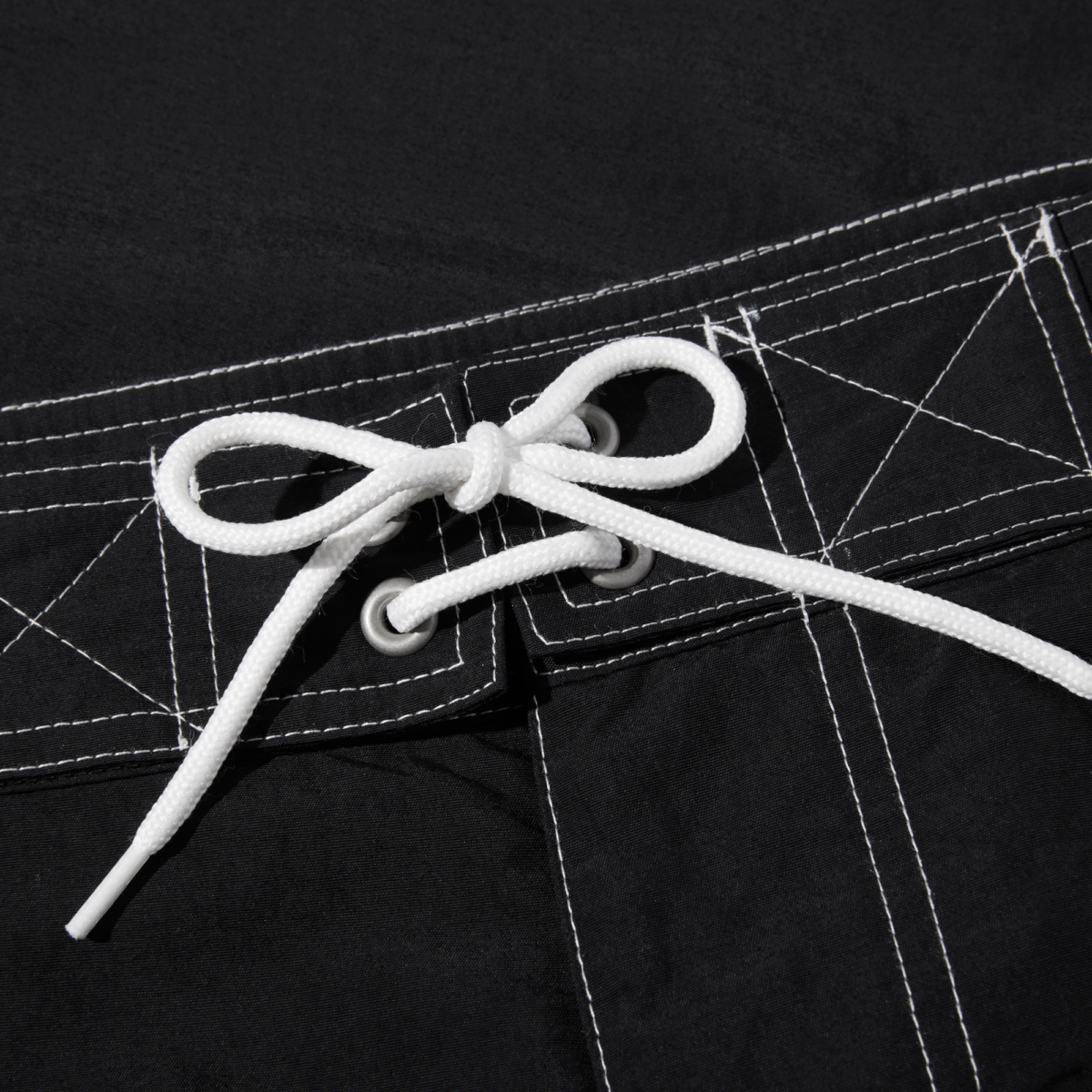 Spiral Surf Swim Shorts - Black - Bild 4